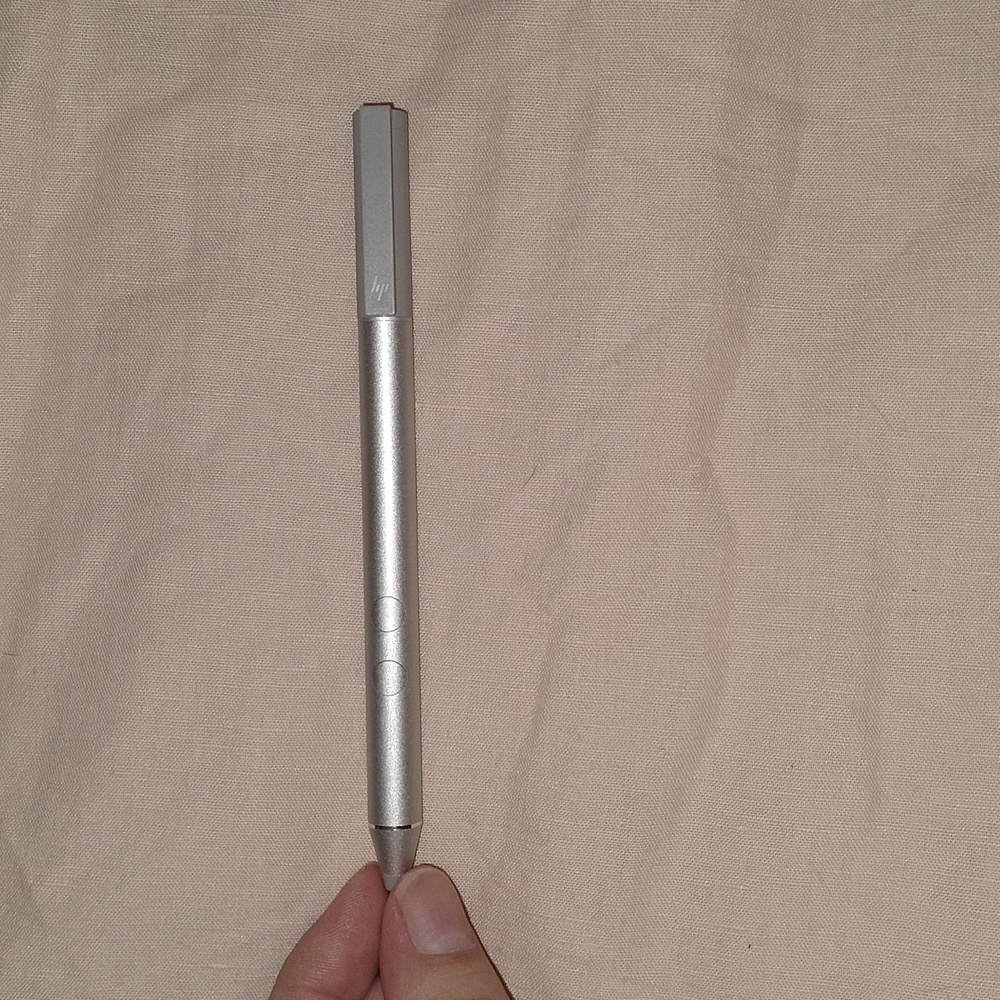 Stylus - Picture 2 of 2